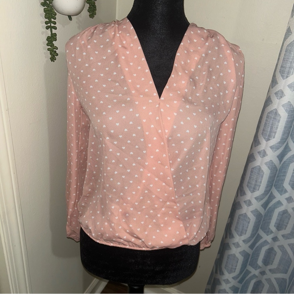 Elodie Women's Pink V-Neck Heart Print Long Sleeve Blouse Top Size S